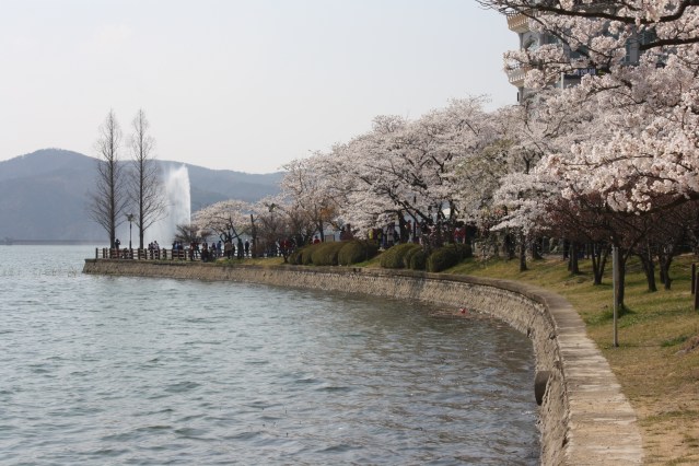 Beomosa Lake
